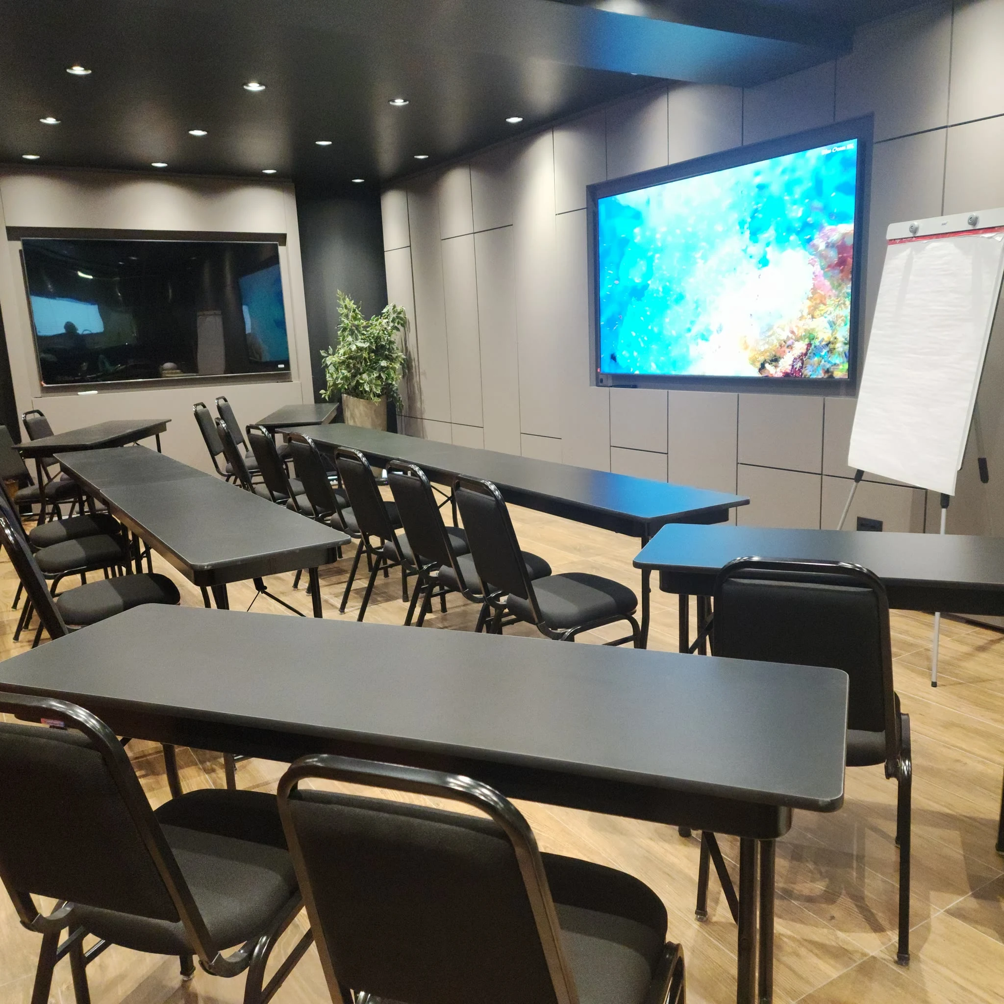 Sala de aula corporativa em fileiras no Espaço Convivium Vila Olímpia